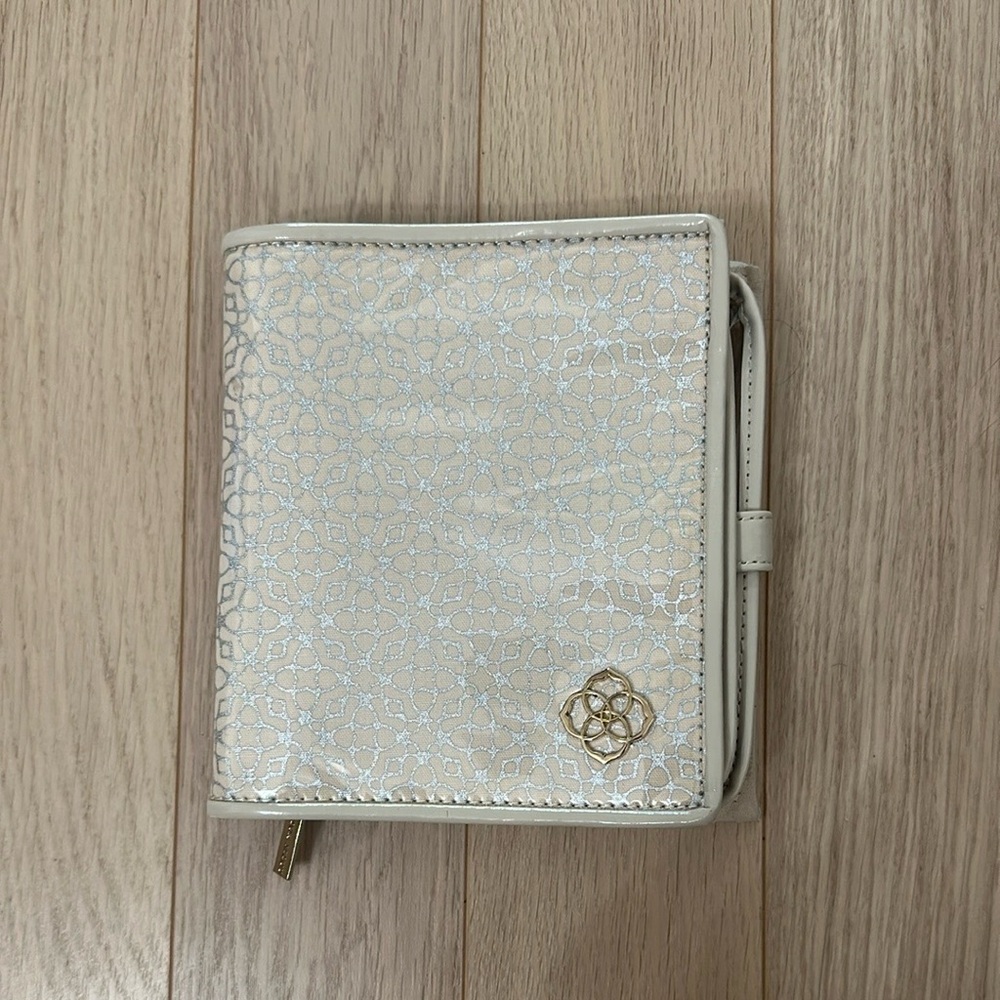 Kendra Scott The Zip Away Travel Jewelry Organizer